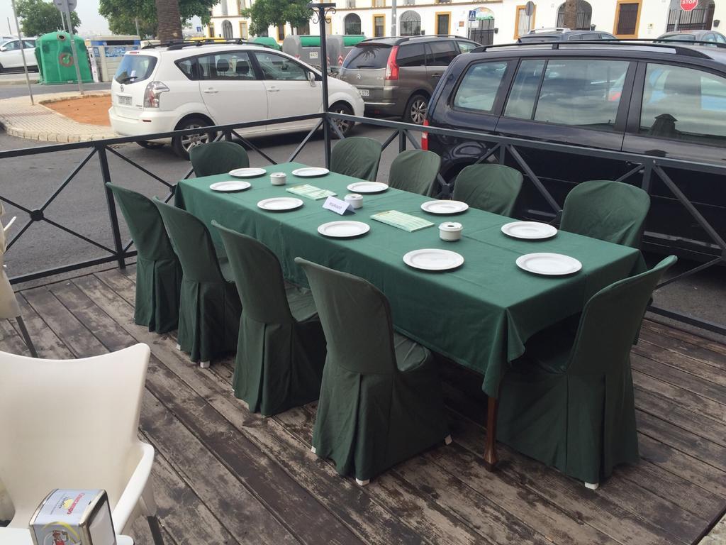 Hotel Sandra Alcalá de Guadaira Esterno foto